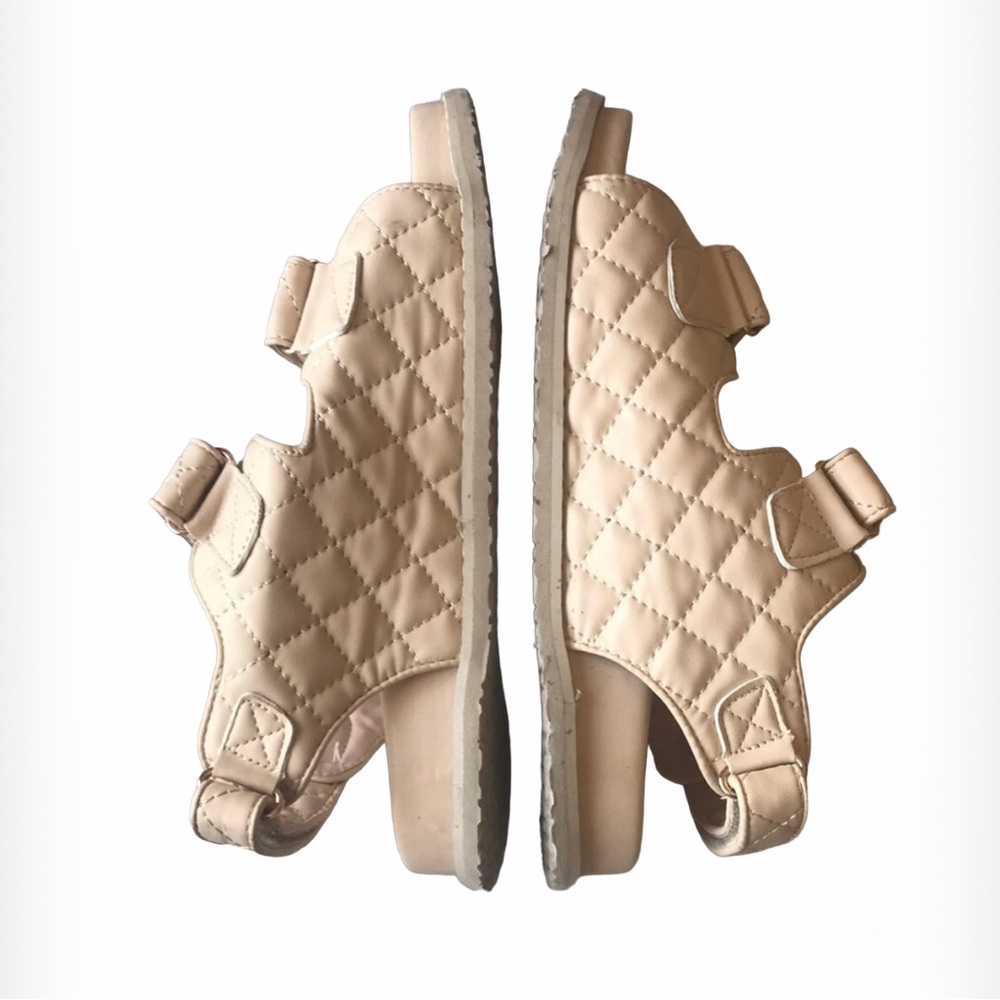 HP. PUBLIC DESIRE Carmen Nude Quilt Buckle Strap Flat Sandals - Picture 9 of 11